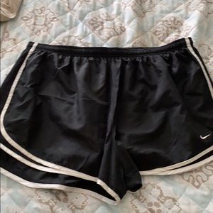 Nike Drifit shorts 2XL